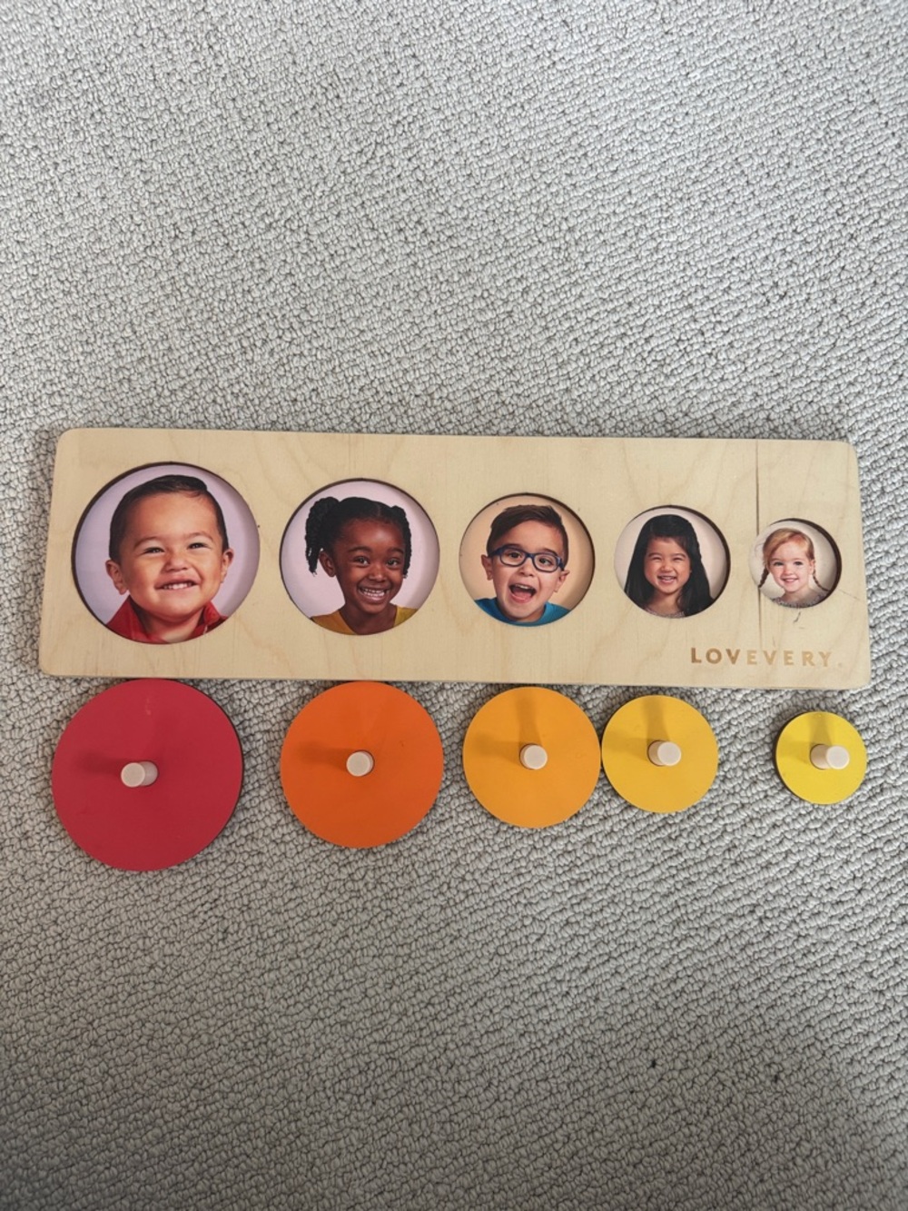 Lovevery Circle of Friends Puzzle